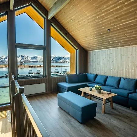 Sjohus As * Risoyhamn