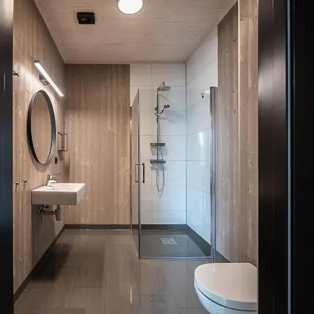 Sjohus As * Risoyhamn