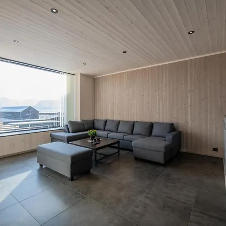 Sjohus As Apartmán Risoyhamn